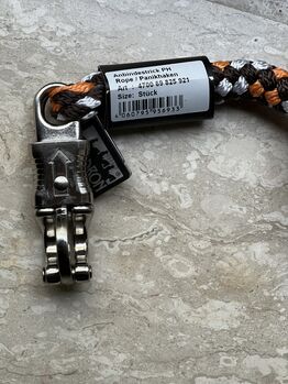 Eskadron Anbindestrick Eskadron Anbindestrick 