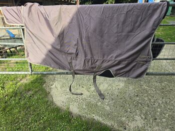 Eskadron Beta Turnout Outdoordecke Eskadron Beta Turnout 1680 D