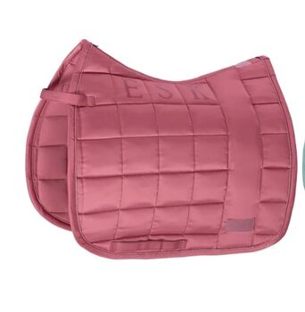 Eskadron Big Square Glossy Rouge VS Eskadron Big Square Glossy