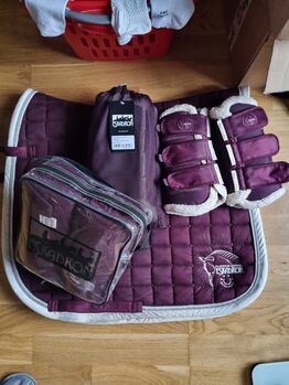 Eskadron Blackberry Lila Platinum SET WB DL, Eskadron, Jessi, Dressage Pads, Stockerau