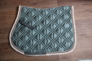 Eskadron Brillant Schabracke in ashblue, Eskadron Brillant Heritage, Pia, Dressage Pads, Werben