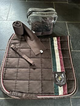 Eskadron Mustangbrown, Eskadron  Big Square, Bandagen, Laura Stübe, Dressage Pads, Emmerich am Rhein 
