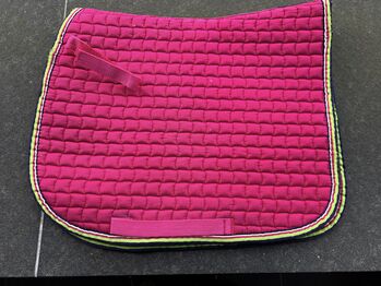 Eskadron Classic Sports Pony Dressur Schabracke, Eskadron  Eskadron Classic Sports Pink, Lisa Strube, Dressage Pads, Bad Harzburg