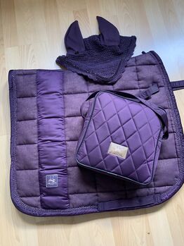 Eskadron Deepberry Set Schabracke, Eskadron  Big Square Glitter, EG, Dressage Pads, Marburg