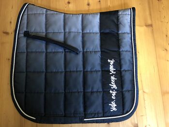 Eskadron Dressurschabracke "ride eat sleep repeat", Eskadron Dressurschabracke WB, Nina Feldmann, Dressage Pads, Hörstel