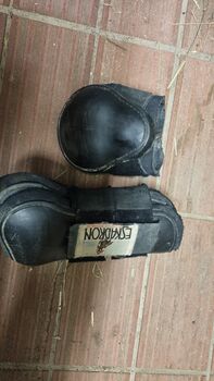 Eskadron Gamaschenset, Eskadron , Leonie Thon, Tendon Boots, Bremen