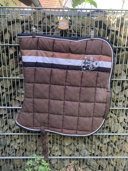 Eskadron Big Square Nougat Braun Navy DL, Eskadron Big Square, Agnes B. , Dressage Pads, Essenbach 