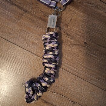 Eskadron Halfter mit Führstrick WB Violett Eskadron 