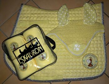 Eskadron Nici lemon (Schabracke, Bandagen, Fliegenhaube), Eskadron  Nici Good Luck Kollektion Winter 2016, Veronika Krause, Dressage Pads, Deggendorf