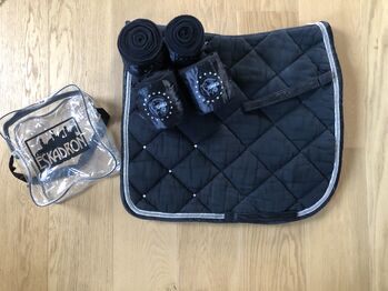 Eskadron Platinum Edition Schwarz 2013 Big Square Crystal, Eskadron  Platinum Crystal, Marie Mewes, Dressage Pads, Teltow 