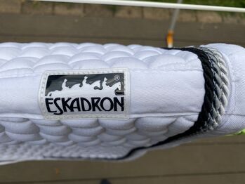 Eskadron Pony Dressur Schabracke Turnierschabracke weiß, Eskadron , NLeppelmeier, Czapraki, Panitzsch