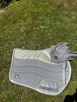 Eskadron Set Schabracke mit Fliegenohren, Eskadron, Philippa Strobl, Dressage Pads, Erlangen