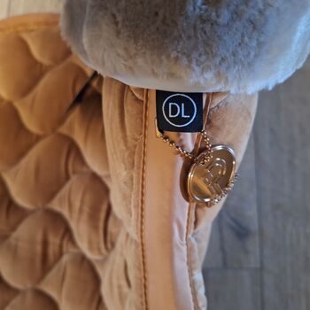 Eskadron Schabracke Velvet Cognac Eskadron  Velvet 