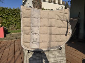 Eskadron Schabracke Vs Springschabracke Big Square wb Ivory Grey Glitter Eskadron  Big Square 