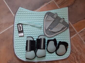 Eskadron Schabracke Neu Set Jade Ice Blue Gamaschen, Eskadron, Michelle, Dressage Pads, Dresden