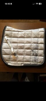Eskadron Schabracke, Eskadron, Anna Bunzendahl , Dressage Pads, Trendelburg