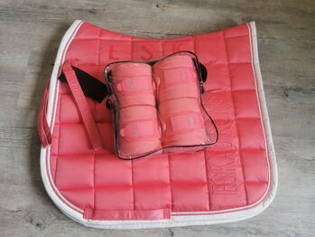 Eskadron Set BigSquare Glossy Schabracke Bandagen WB Fusion Coral, Eskadron  BigSquare Glossy , Jana, Dressage Pads, Frankenberg