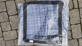 Eskadron Velvet Stamp Schabracke, Eskadron , Maren, Dressage Pads, Euskirchen