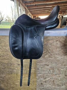 Euqiline Dressursattel Elite Equiline Elite