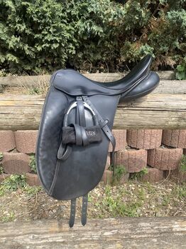 Euroriding Diamant 16,5 Zoll, Euroriding  Diamant, Jenny , Dressage Saddle, Korschenbroich