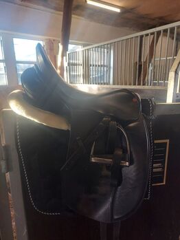 Euroriding Diamant Spring Tree 17", Jenny Frieben, Dressage Saddle, Northeim