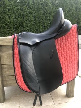 Euroriding Dressursattel Diamant 17, Euroriding Diamant, Isabel Maier, Dressage Saddle, Berg