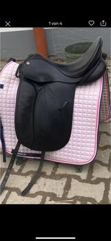 Euroriding Dressursattel (roter Punkt), Euroriding Diamant, Nina, Dressage Saddle, Oelde