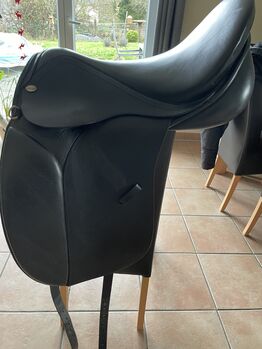 Euroriding Dressursattel Topas 17, Euroriding  Topas, Luna Hemminghaus , Dressage Saddle, Horn-Bad Meinberg