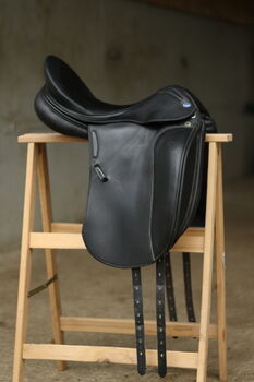 Euroriding Emilio KW34 17 Zoll Prestige Dressursattel, Euroriding (Prestige) Dressursattel Emilio, Lisa Unger, Dressage Saddle, Gersthofen