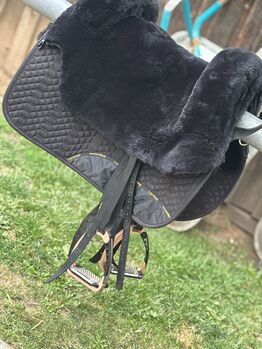 Euroriding Fellsattel wie neu, Euroriding, CN, Lambskin Pad, Flieden