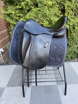 Euroriding Titan 2 Dressursattel 17,5“, Euroriding Titan 2, Annie Strube, Dressage Saddle, Großbeeren 