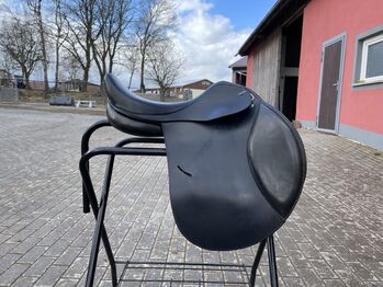 Euroriding VS Sattel 17“, Euroriding  Remus 17“, Nadine Guttau, All Purpose Saddle, Schönwald 