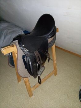 Vielseitigkeitssattel 18'' Spalding, Spalding, Ramona Schneider, All Purpose Saddle, Nürnberg