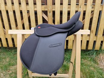 Vielseitigkeitssattel 15 Zoll *NEU*, Pony/Kleinpferd, Star Waldhausen, Isabel, All Purpose Saddle, Rosenthal 