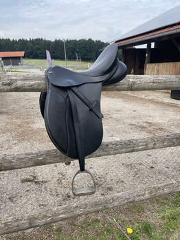 Vielseitigkeitssattel Euroriding 16,5 Zoll + Sattelgurt, Euroriding, Sophia, All Purpose Saddle, Straßlach-Dingharting 