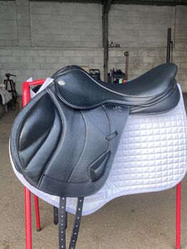 Fairfax Deluxe Monoflap Jumping Saddle, Fairfax Deluxe Monoflap Big Block Jumping Saddle, Lyn McFadzen, Jumping Saddle, Perth