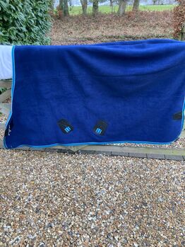 Falpro Fleece Cooler Rug 6'6". Brand New, FALPRO, Shackleton, Horse Blankets, Sheets & Coolers, FARNHAM