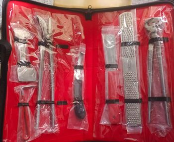 Farrier tools kit, Samian International  Stainless steel , Abdul Basit , Sonstiges, Yorkshire 