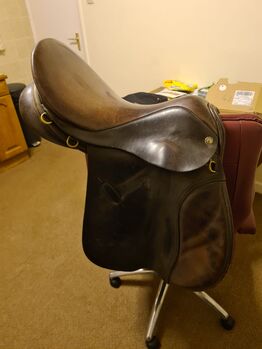 Farrington Leather Saddle, Farrington, Beth, All Purpose Saddle, Chesterfield 