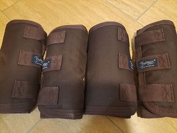 FediMax Keramik Gamaschen für Isländer, FediMax, Karin Vonlanthen, Tendon Boots, Rutschwil