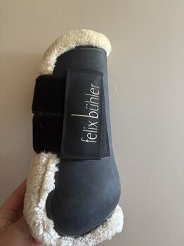 Felix Bühler Gamaschen, Felix Bühler, Jennifer Pöschl, Tendon Boots, Rhumspringe
