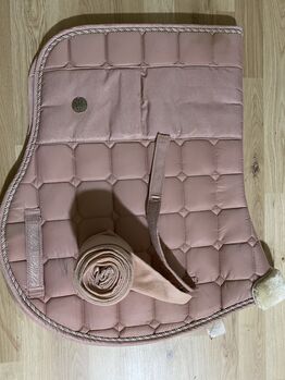 Felix Bühler Rosa VS set, Felix Bühler, Chrissy, Dressage Pads, Penzberg 