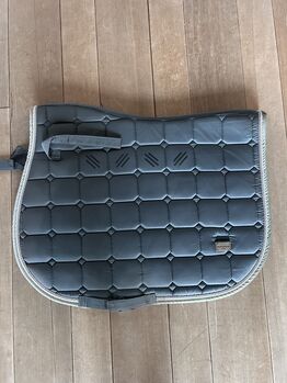 Felix Bühler Schabracke grün Felix Bühler 