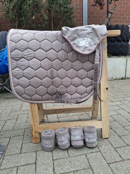 Felix Bühler Set, Felix Bühler, Ioanna W., Dressage Pads, Bottrop