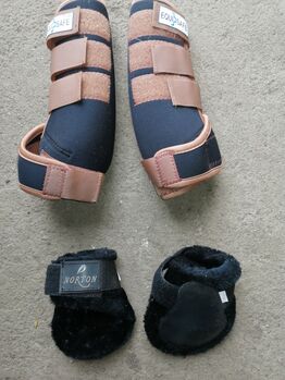 Fesselkopf Gamaschen Größe S, Daniela Tank , Tendon Boots, Hamburg