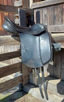 Verkaufe Niedersüß Sinfonie Dressursattel, Niedersüß Sinfonie , Karin Siegl, Dressage Saddle, Lockenhaus