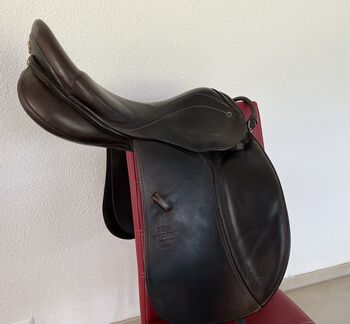 Verkaufe sehr gut erhaltener und gepflegter Stübben Dressursattel, Srübben, Simone Brenn, Dressage Saddle, Hüniken 