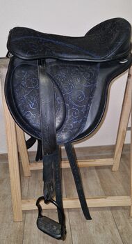 Freeform Junior XSB 16,5 Zoll, Freeform  Junior, Christin, Treeless Saddle, Großkugel