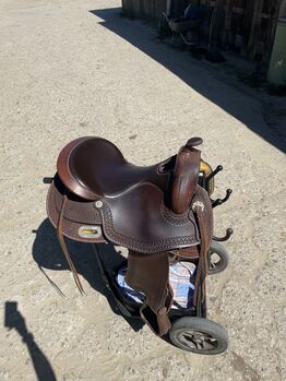Freemax baumloser Westernsattel 16“ Freemax  Round Reiner