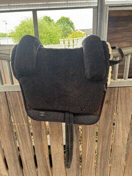 Fellsattel WB Christ, Christ Fellsattel WB, Melissa, Lambskin Pad, Hannover